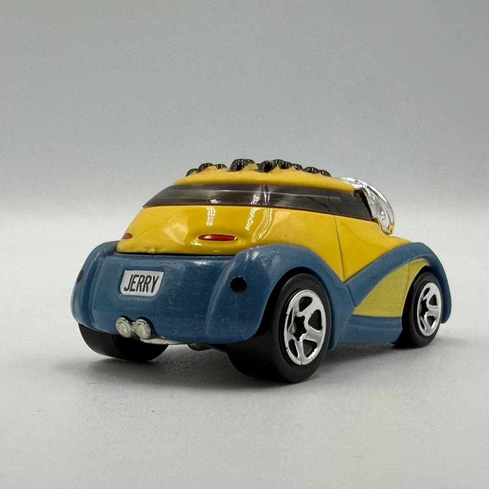 Hot Wheels Character Cars Minions 4 Different 1:64 Loose Lot